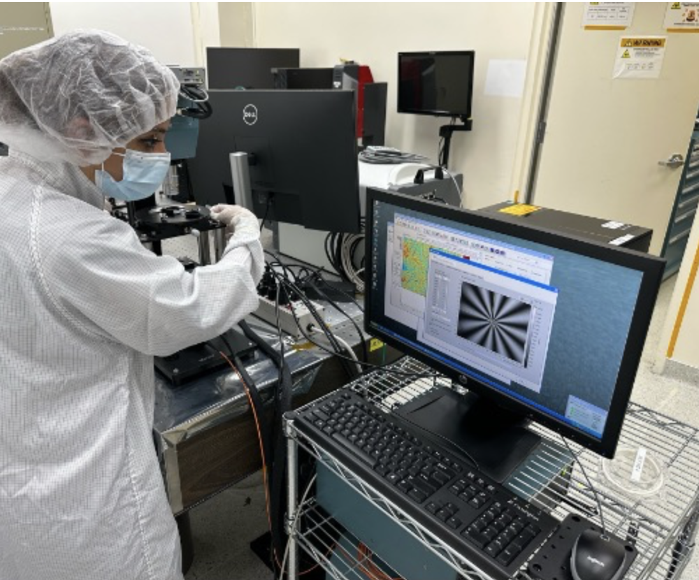 Lexi Azoulay measuring polarization characteristics at NASA JPL